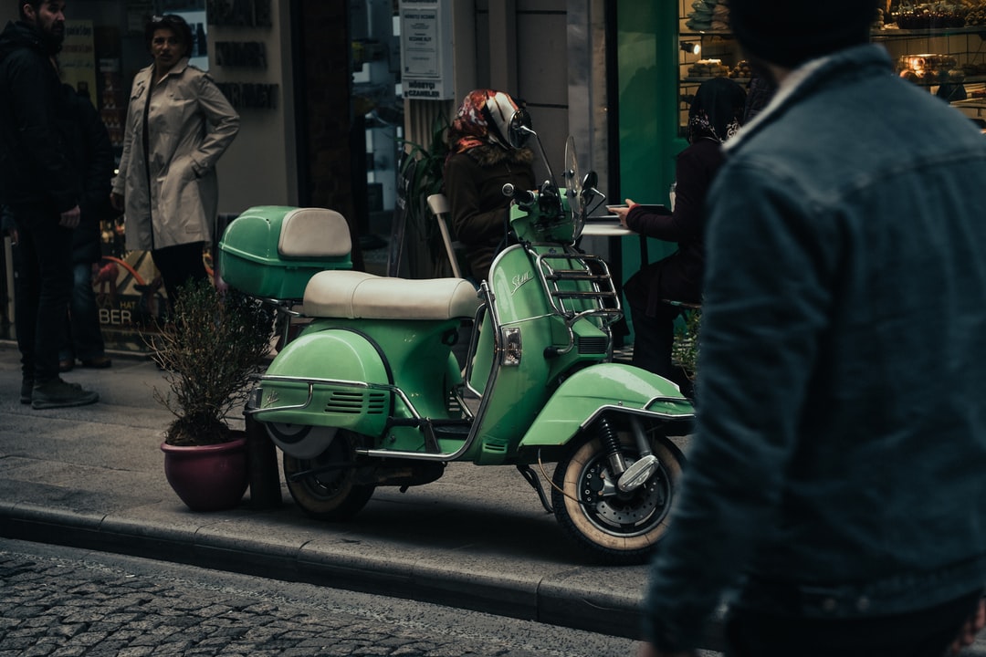 How Fast Does A Vespa Go? Find Out With These Test Results